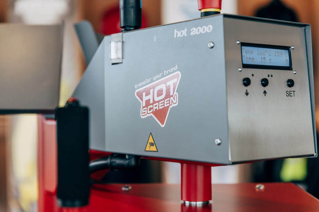 Hot2000